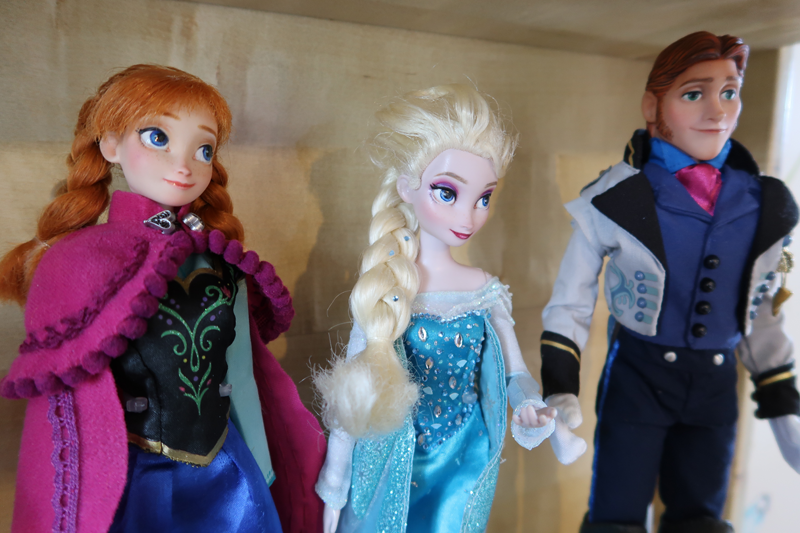 Disney Frozen doll customization face ups - Hans