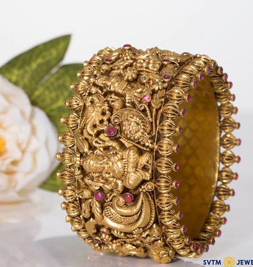 Antique Temple Jewellery by SVTM Jewellery Designs