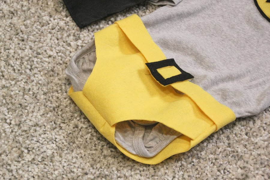 DIY Cómo hacer disfraz de batman para niños. Blog de costura y diy.