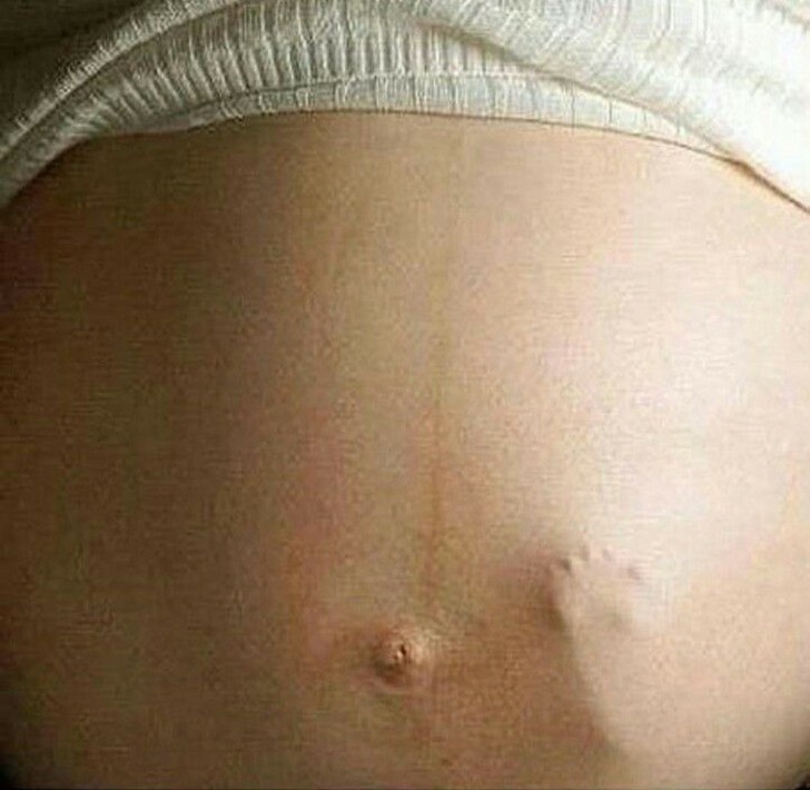 baby kick in the womb