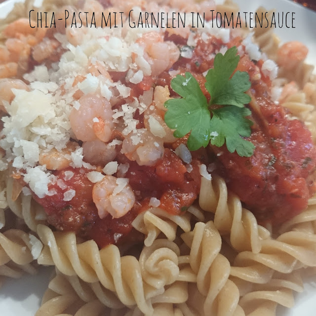 [Food] Chia-Pasta mit Garnelen in Tomatensauce