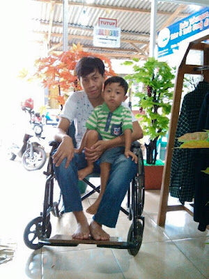 Tanaman-bonsay-hias-nan-indah-dari-tangan-sang-inspirator_0A09 Tanaman-bonsay-hias-_0A09