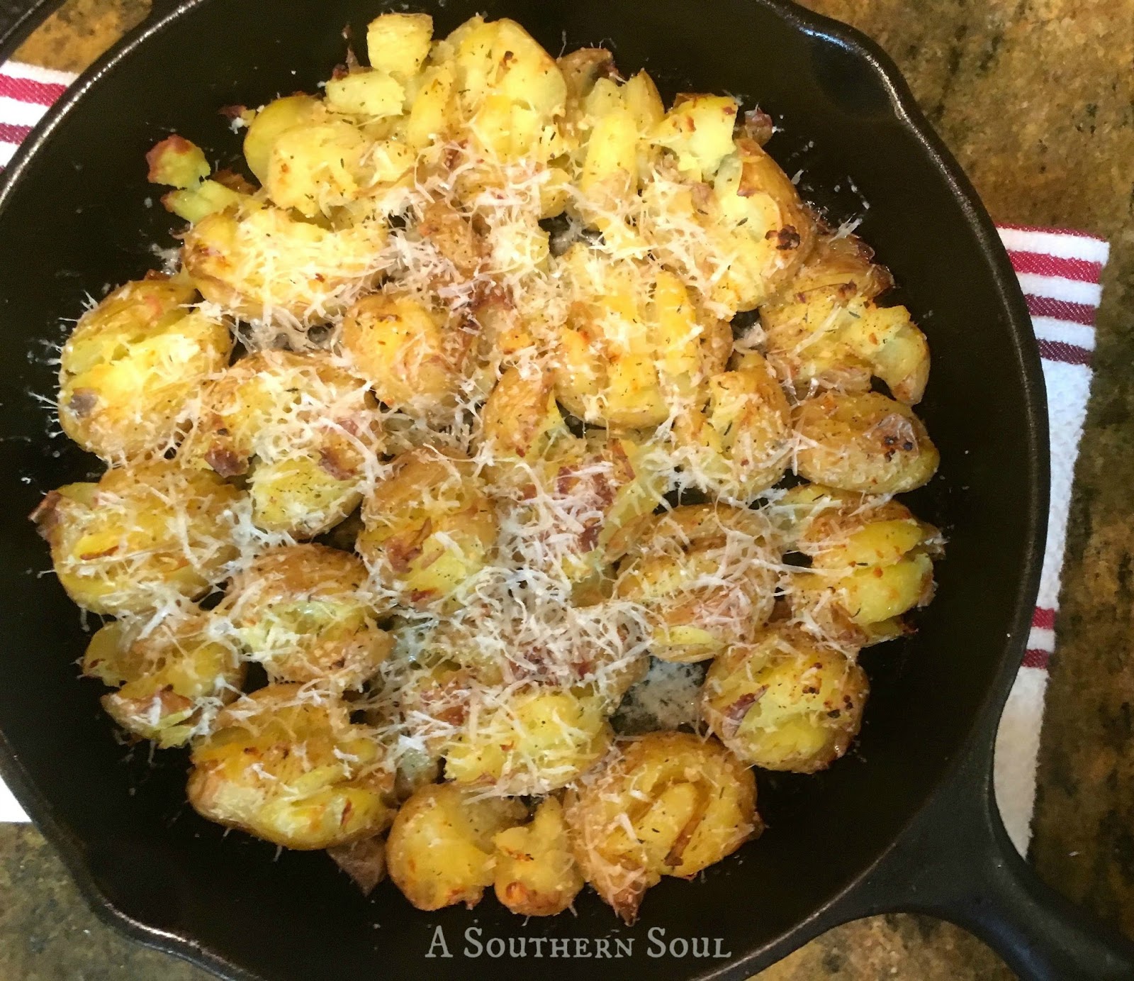 Cast Iron Skillet Loads Mashed Potato Recipe by Chris (NeganTWD) - Cookpad