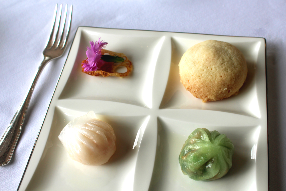Lunch at Yan Toh Heen, Hong Kong Michelin-starred restaurant - HK Asia travel blog