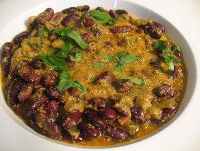 kidney bean curry cardamon
