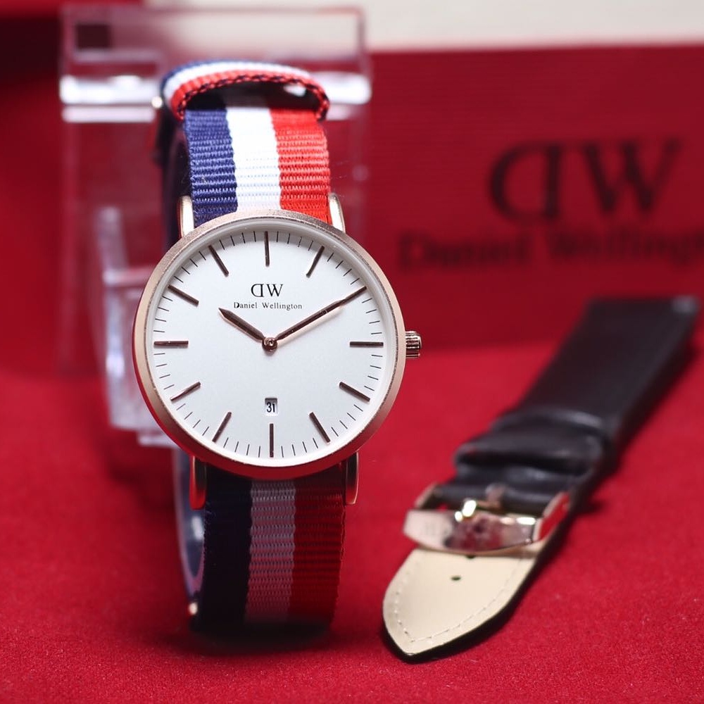 jam tangan pria dan wanita daniel wellington dw rp 155 jam tangan pria dan wanita daniel wellington dw rp 155