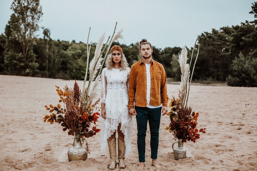 TO THE AISLE AUSTRALIA | INTERNATIONAL FEATURE SPECIAL SARAH EVERYTHING PHOTOGRAPHY THE FEATHERETTE GERMAN WEDDING STYLED INSPIRATION INDIAN INSPIRED GOA