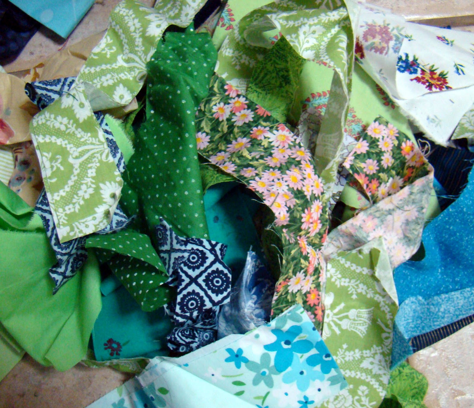 PazzaPazza HYPO MANIA CAUSED BY FABRIC MANIA