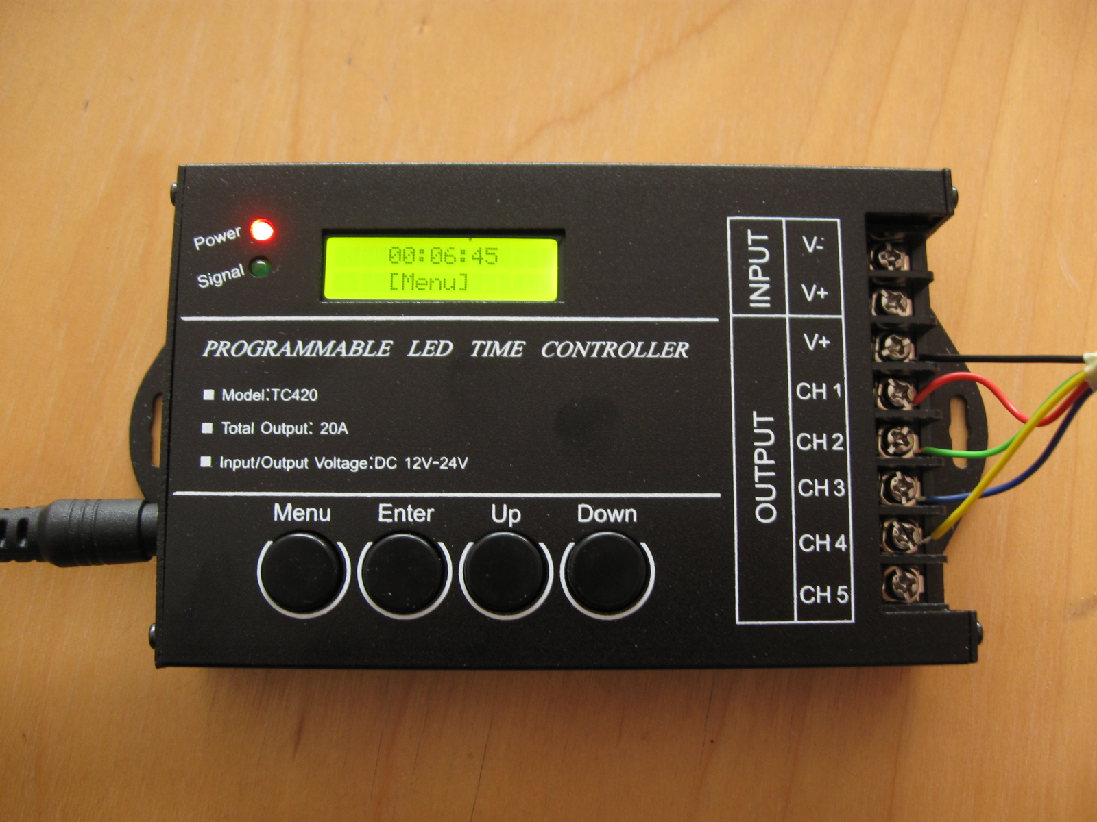 Bouwwerken van Olaf N scale vlog123. TC420 RGB LED controller