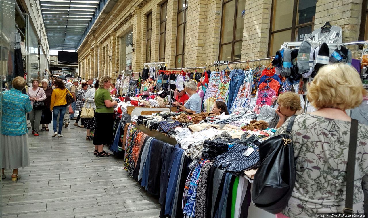 Литва рынки. Литва рынки. Рынок литва. Стена литовского рынка. Литовский рынок.