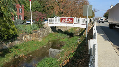 Berkeley Springs fence, Wednesday, November 02, 2016, 12:32:17 PM