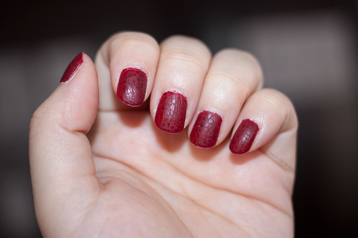 sally hansen 610 red zin essie matte about you shiny stamping plate sh225