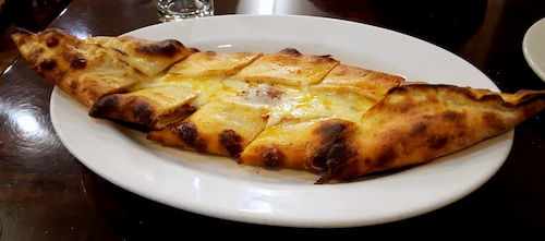 Beyti Turkish Kebab Eat The World Nyc Cooked With Turkish Sucuk Sausage And Mozzarella I Cannot Attest To Whether They Let The Doughs Rise For Twelve Hours As Tradition Specifies