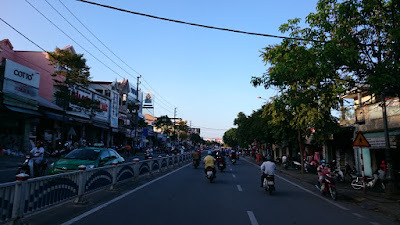 Mild traffic on a road in Vietnam