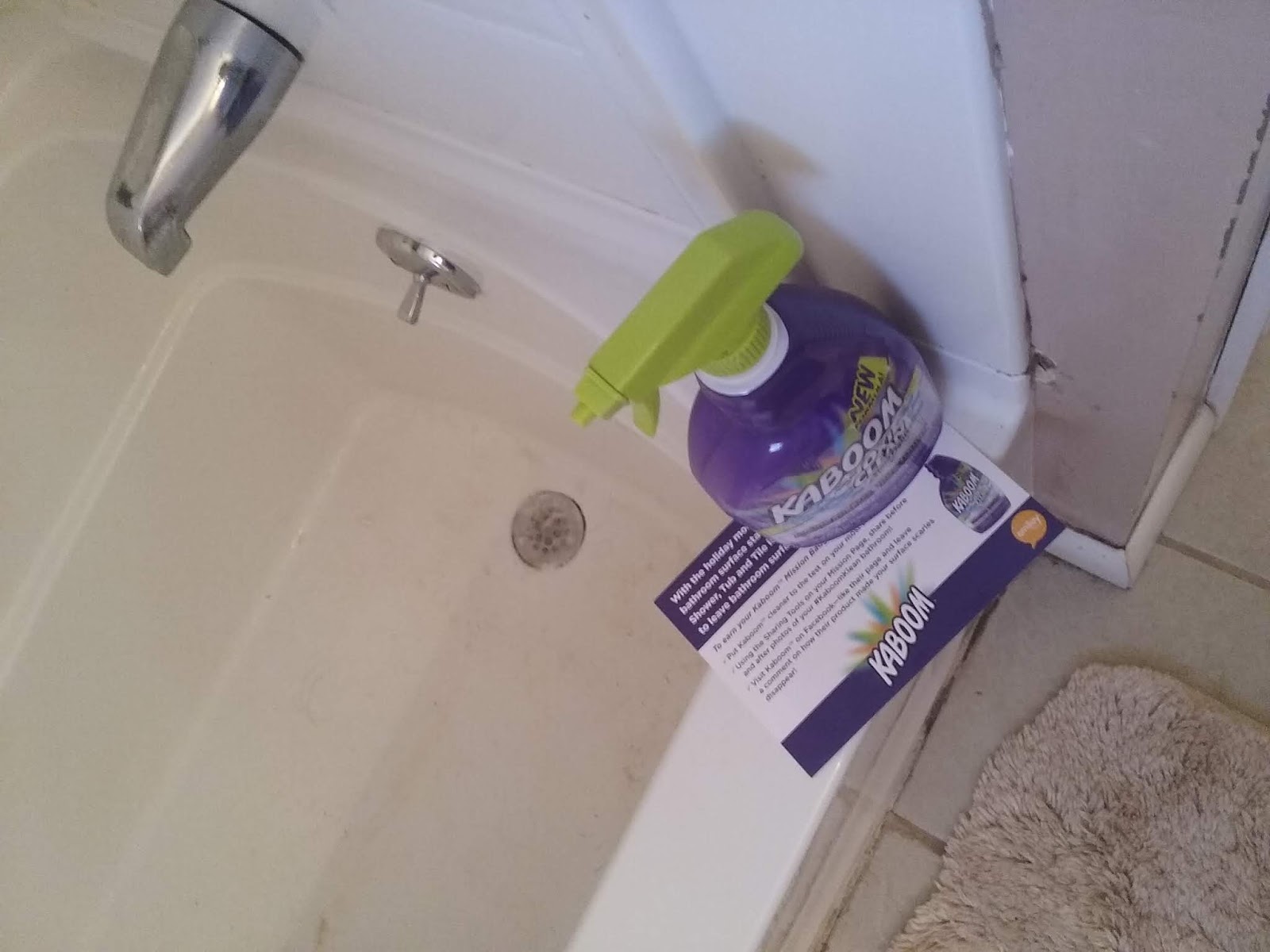Smiley360 Sampling Wipe Away grime with Kaboom! Tub, Tile and shower