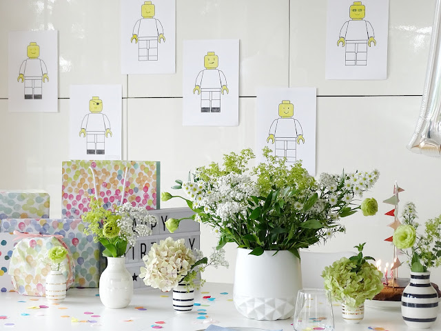 Deko-Inspiration für Geburtstagsfeiern - Deko-Idee mit Blumen quer durch Garten, Laden und Balkon - www.mammilade.blogspot.de - 5 Lieblinge, Momente und Motive der Woche Deko-Inspiration für Geburtstagsfeiern - Deko-Idee mit Blumen quer durch Garten, Laden und Balkon - www.mammilade.blogspot.de - 5 Lieblinge, Momente und Motive der Woche