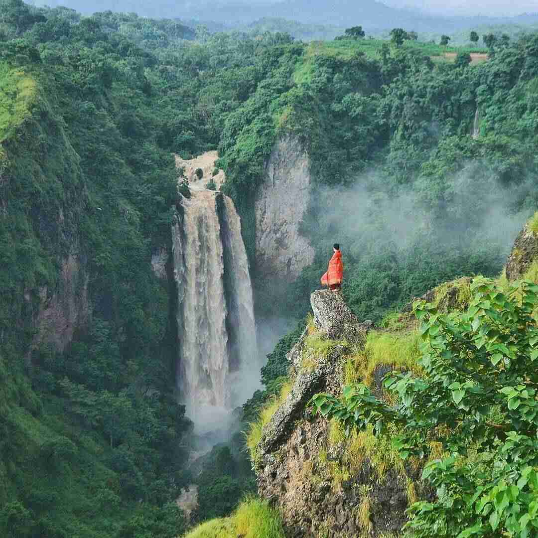 Pesona Air Terjun Tama'lulua, Si Air Terjun Cantik Asal Sulawesi