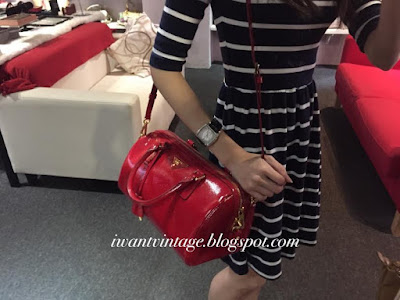 prada saffiano bowler bag