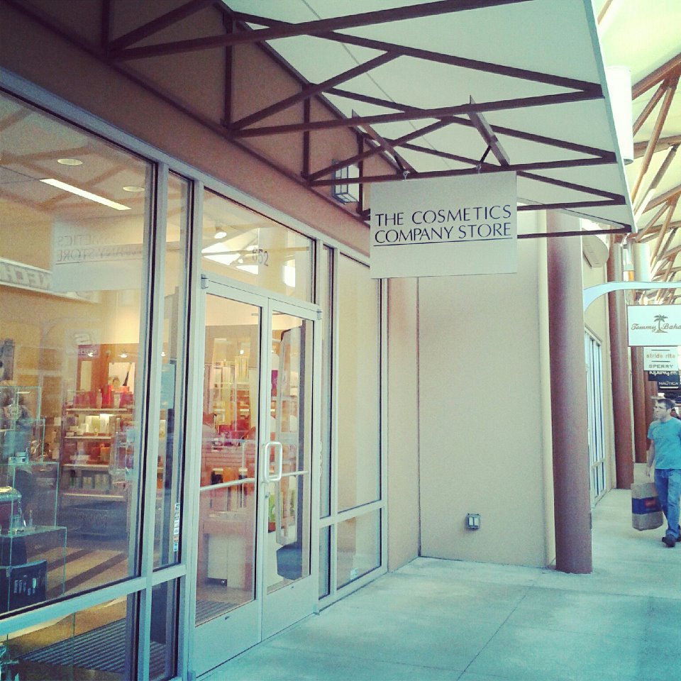 Shannon Shortcake (Makeup Addict) Cosmetic Company Store at Seattle