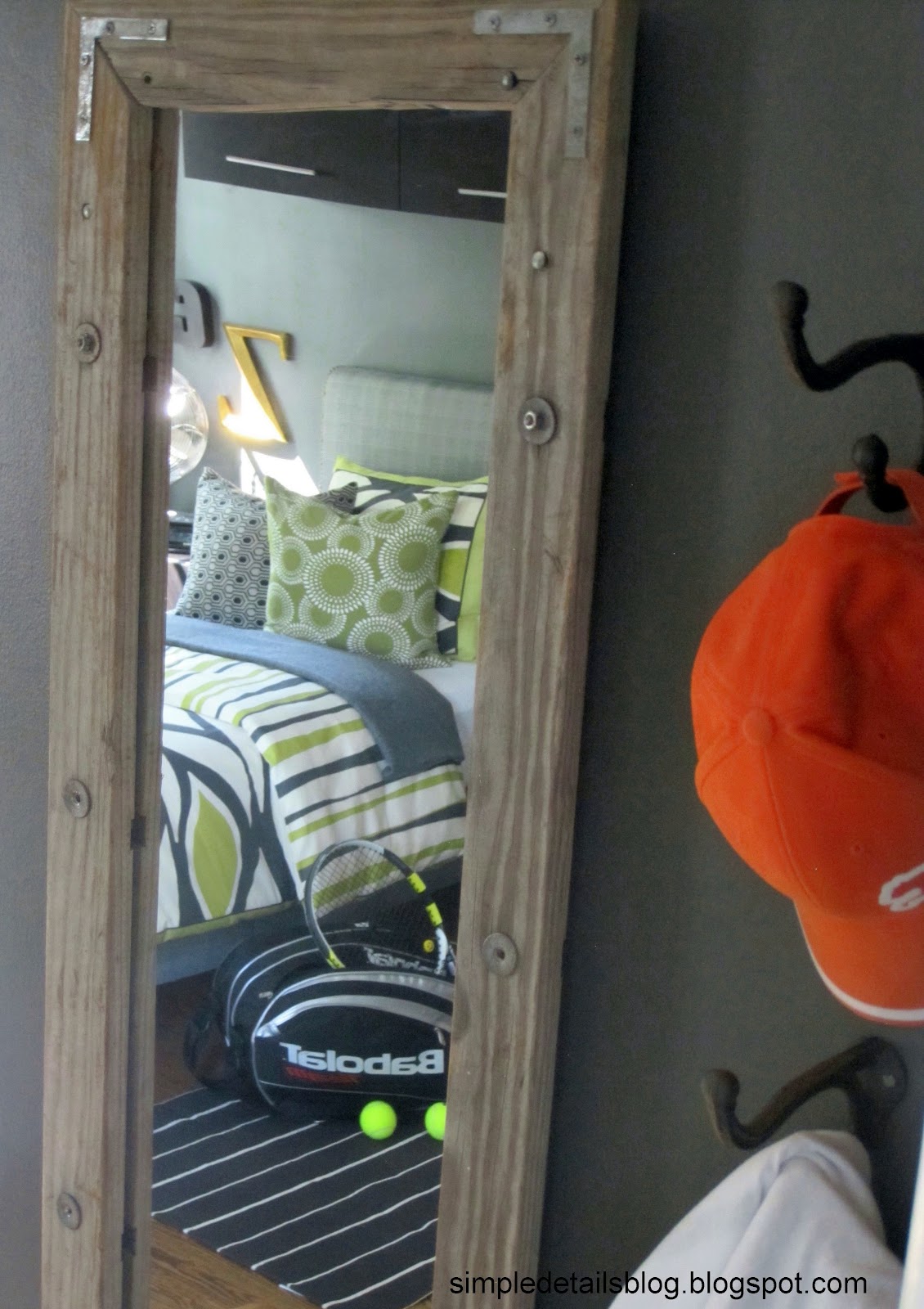 Simple Details: August 2012 Simple Details: August 2012 on Mirrors For Teenage Bedroom
id=43074