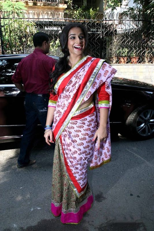 Vidya Balan in Modern Saree Photo Set Actress sexy stills