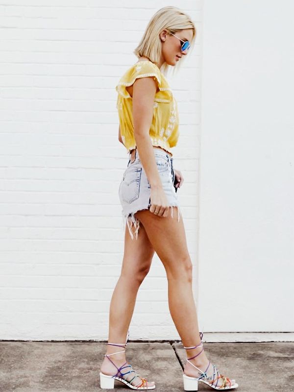 outfits with block heel sandals