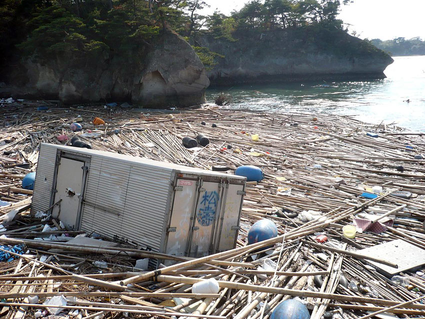 see haiku here 観る俳句 Matsushima now