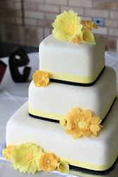 yellow cake floral cakes layers themed flowers weddings roses theme gold bride gumpaste layersoflove torte yellowwedding lisawola con elegant decorations