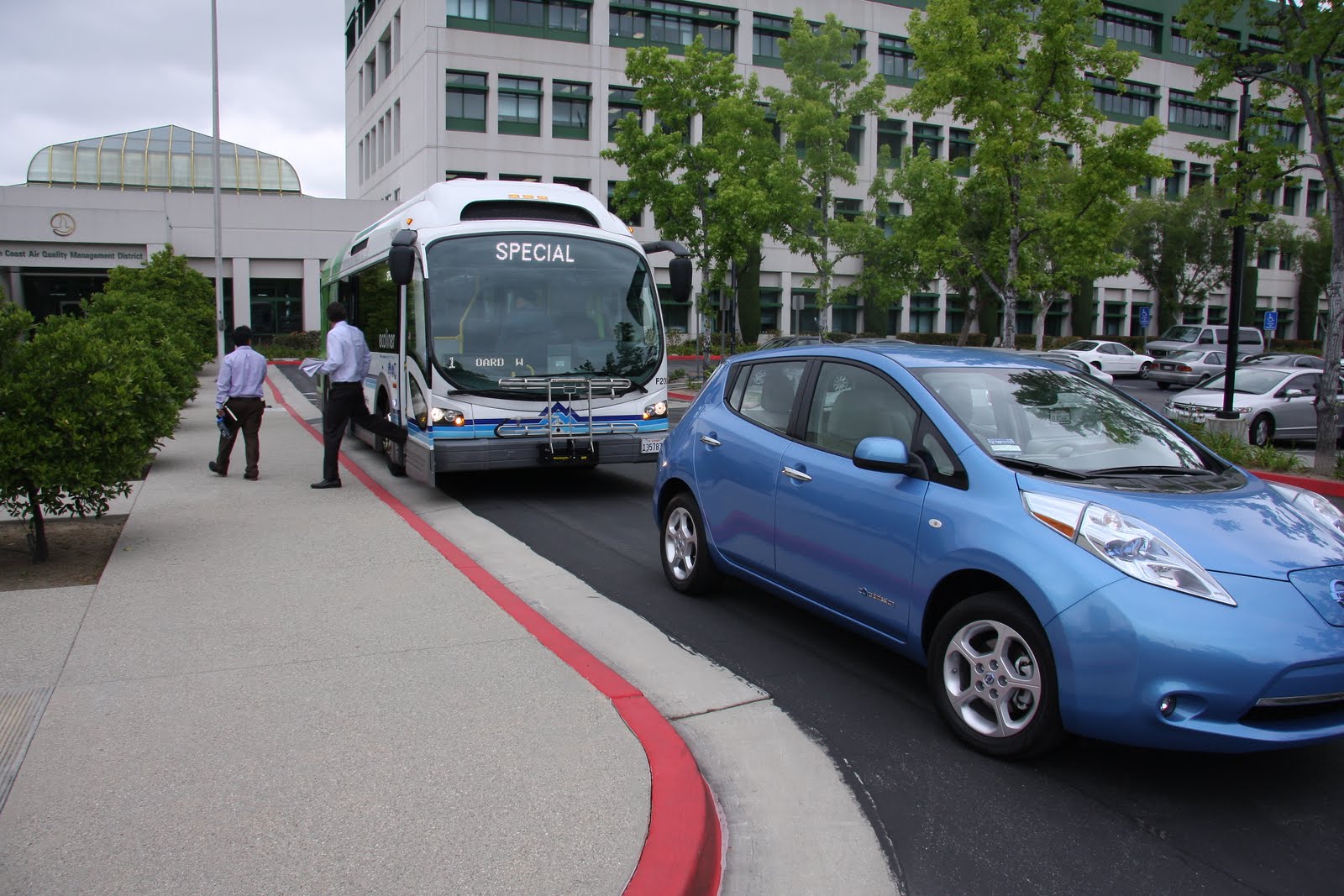 Our Nissan LEAF goes to Meetups, Meetups, Lots of Meetups Driving