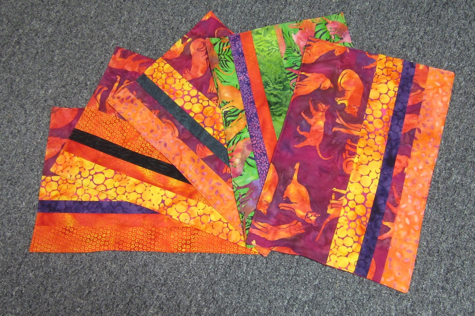 Bejeweledquilts by barb KENNEL QUILTS