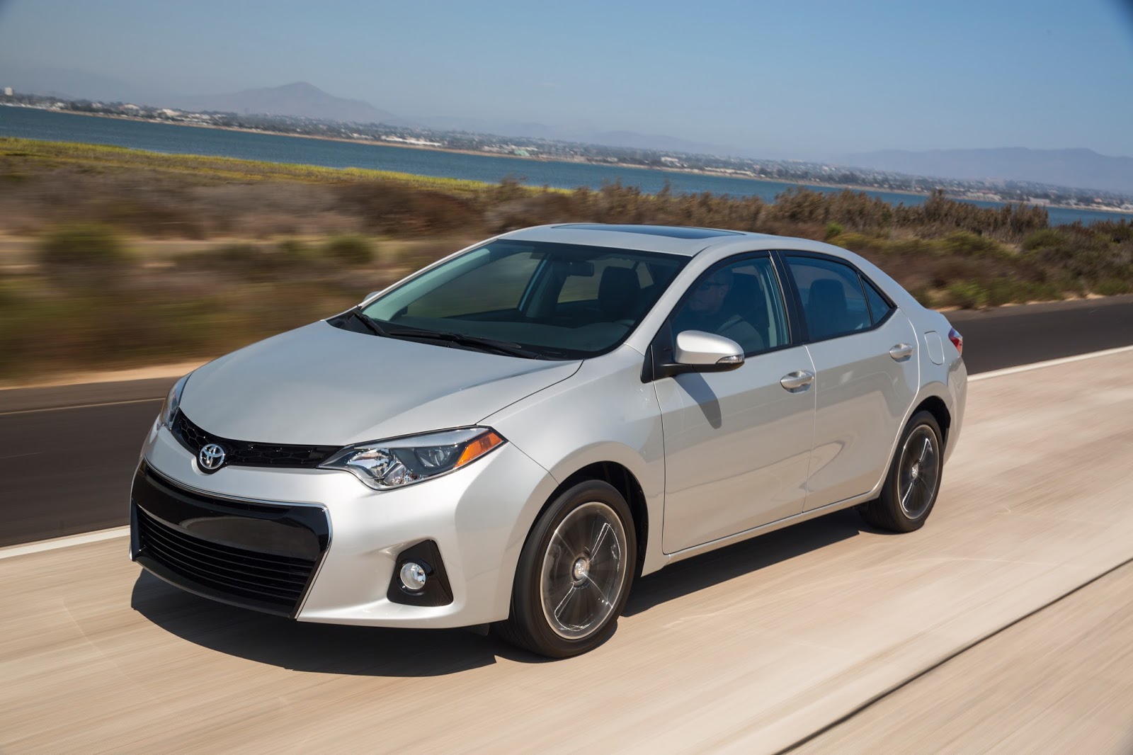 Tire Size For 2016 Toyota Corolla