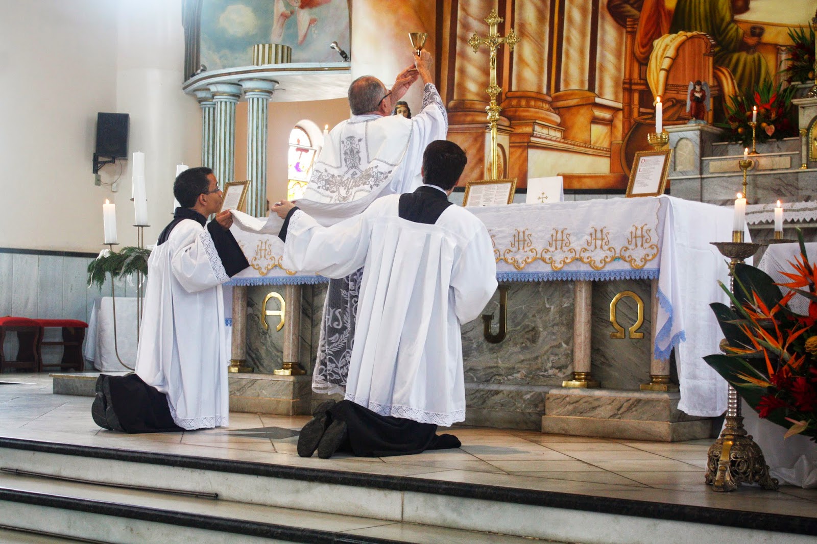 Escritos Católicos TESTEMUNHO A MISSA TRIDENTINA!