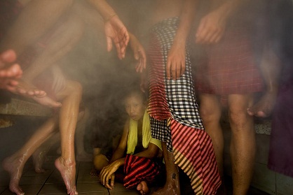 Θεραπεία τοξικομανών σε ταϊλανδέζικο μοναστήρι