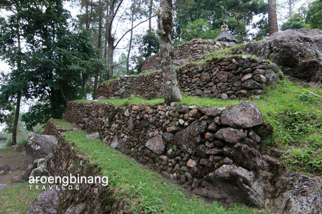 candi kethek karanganyar