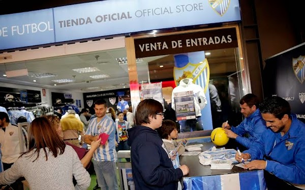 Málaga: Recio y Duda firmaron en la tienda del Rincón de la Victoria