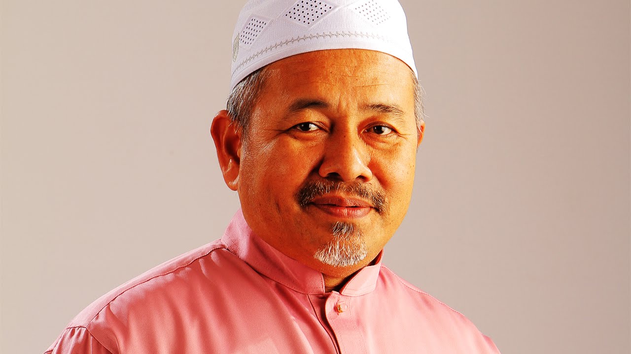 https://4.bp.blogspot.com/-HBNC_9ksnJw/WCA8Yd9HN-I/AAAAAAABUkg/rbH1fcfRdVMuI2m-M1UBvFF6GigOuxVGACLcB/s1600/Tuan%2BIbrahim.jpg