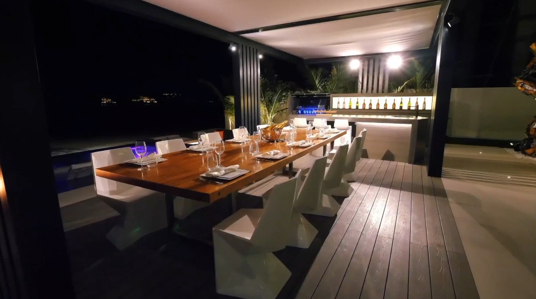 92 Interior Design Photos vs. ONE100, Palm Jumeirah Dubai Luxury Beach Mansion Tour