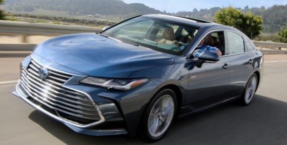 2020 Toyota Avalon Review: Breathing Life Into the Sedan Segment 2020 Toyota Avalon Review: Breathing Life Into the Sedan Segment