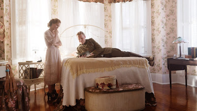 Image of David Hoflin and Christina Ricci in Z: The Beginning of Everything (2)