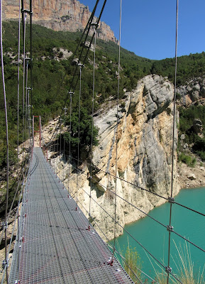Puente de hierro pasarelas Montfalcó