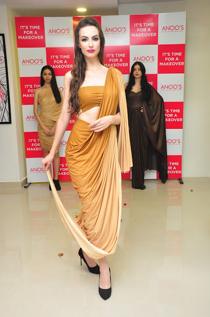 Tollywood Actress Dhanya Balakrishna launches Franchise Salon at Kompally (Anoos) Tollywood Actress Dhanya Balakrishna launches Franchise Salon at Kompally (Anoos)