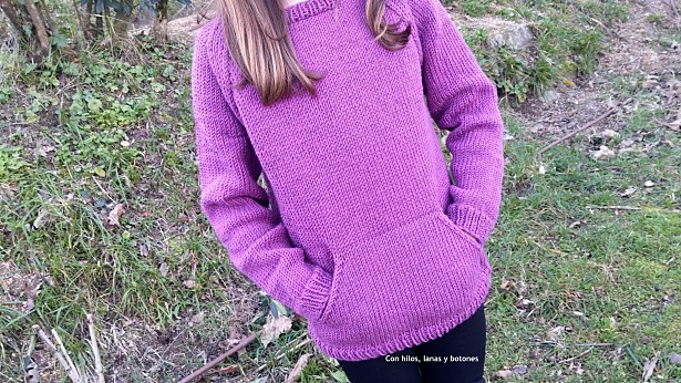 Con hilos, lanas y botones: Quokka Sweater Drops Big Merino ciruela
