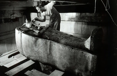Mayat firaun ditemukan dalam kondisi alat kelamin berdiri