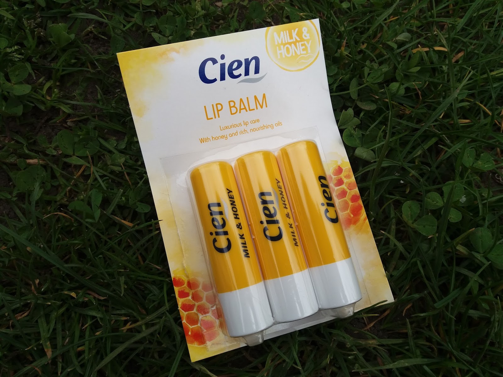 Cien LIP BALM Milk & Honey Örkényi Zsófia