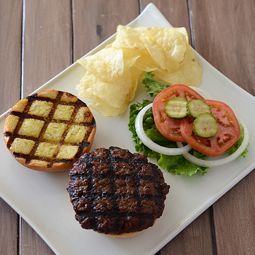 burger with grill marks, grilled burger, burger platter