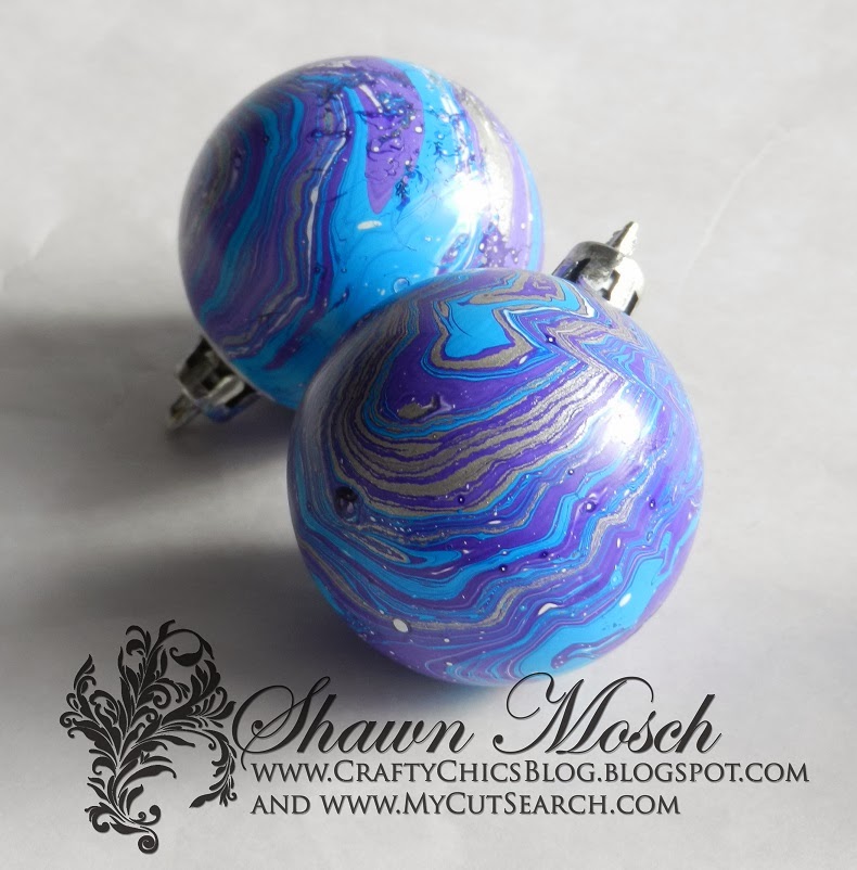 Crafty Chic's: Magic Marble Monday - Christmas Ornaments!