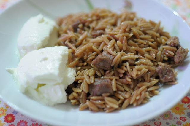 Etli Arpa Şehriye Pilavı Tarifi Aşçı Hikayesi