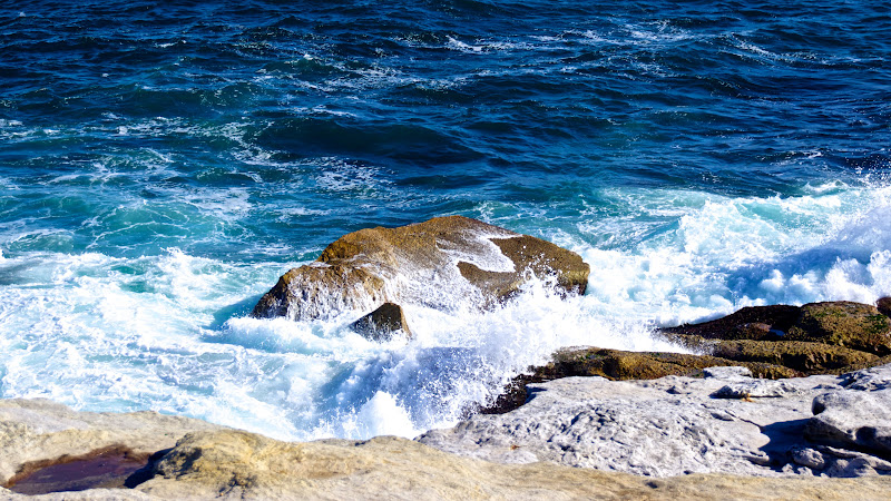 Crashing Waves at North Bondi
