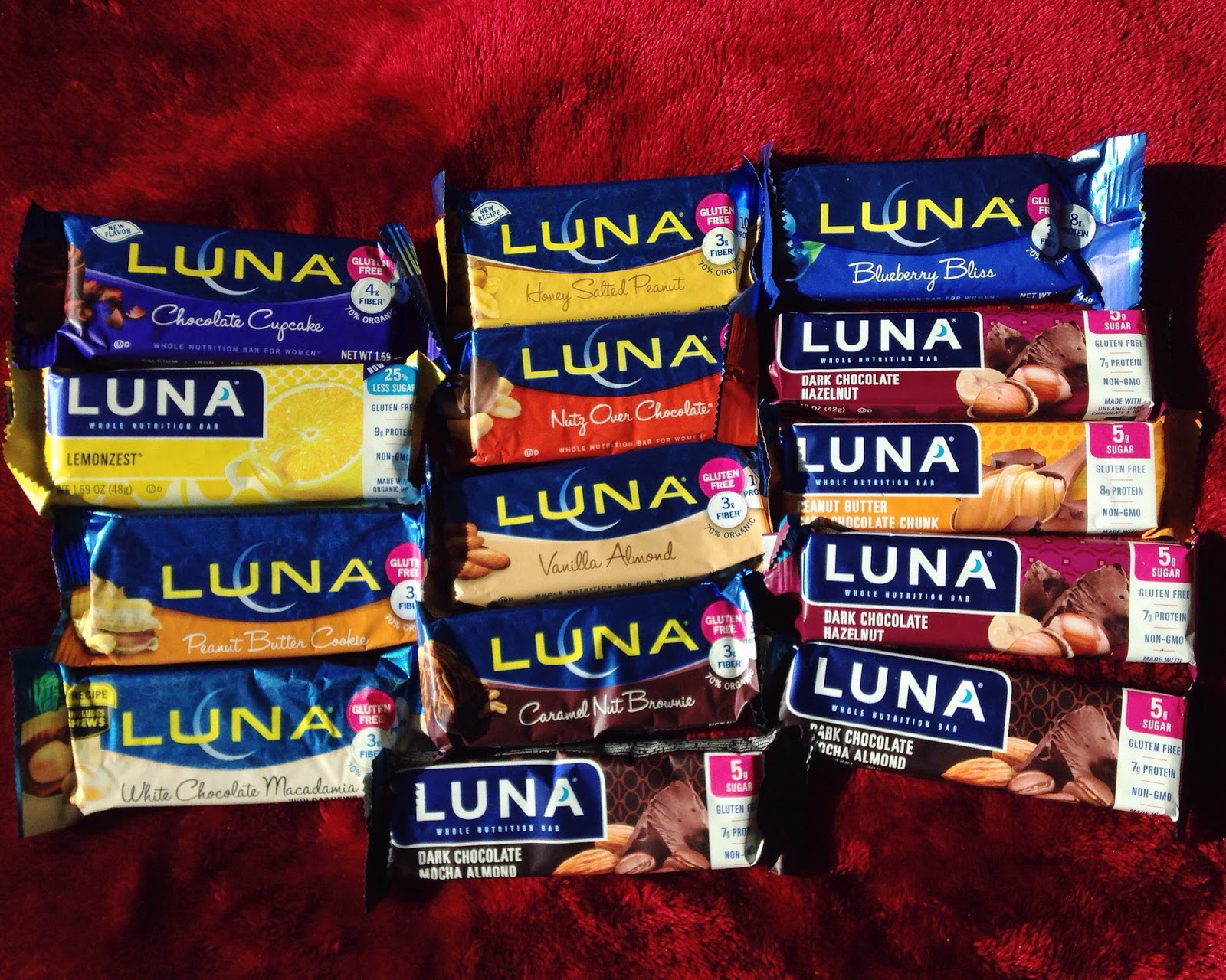 Review Luna Bars Living, Learning, Eating