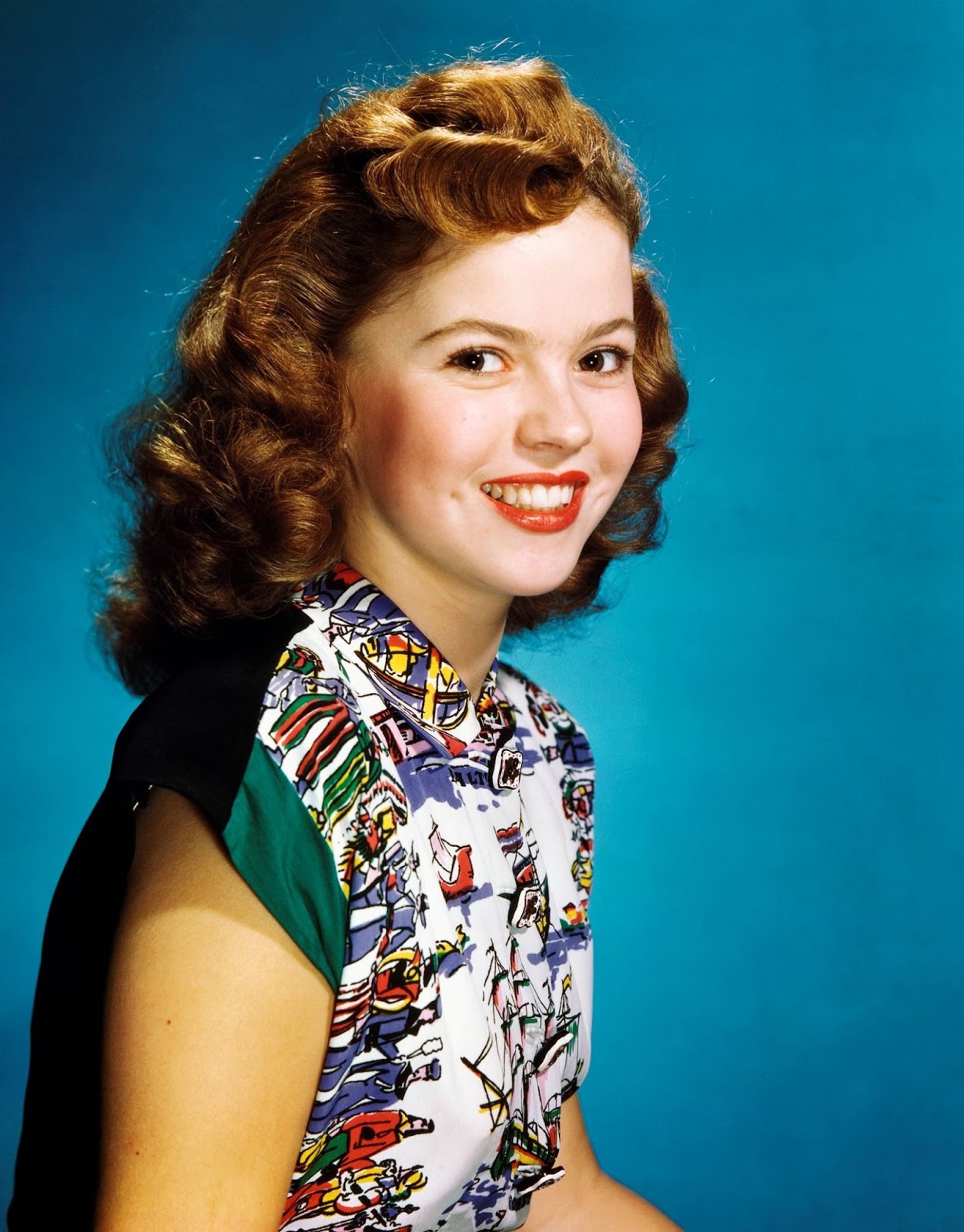 HECHOS & VIDAS SHIRLEY TEMPLE
